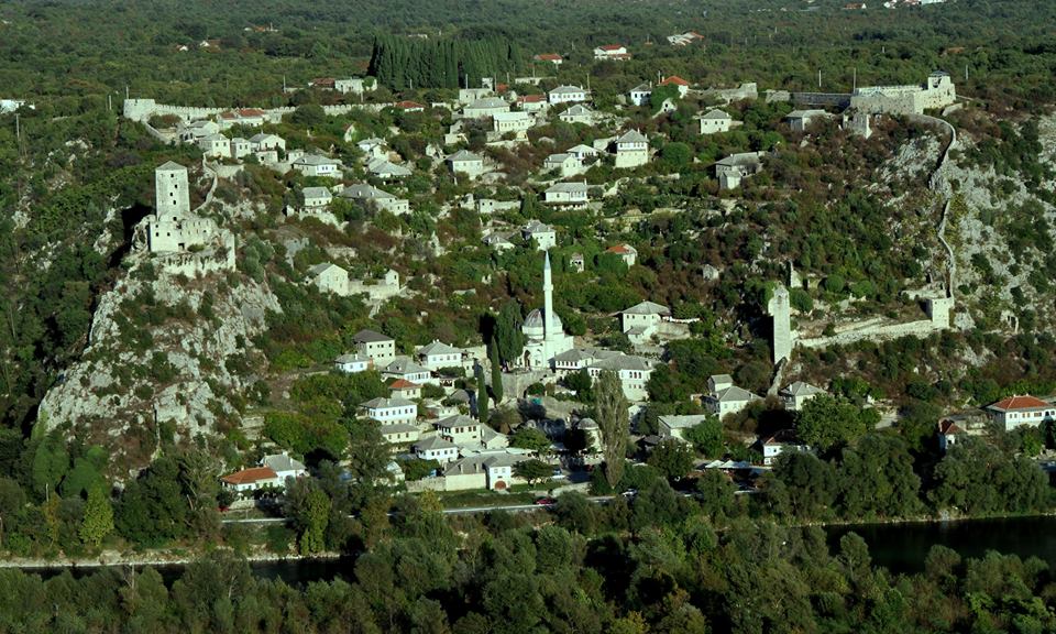 Počitelj kad kamen suzu pusti